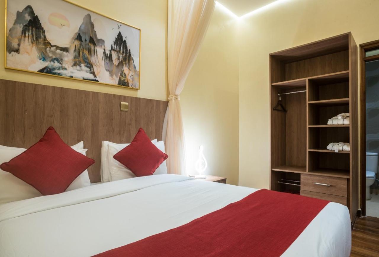 Verona Hotel And Conference Center ルイル エクステリア 写真