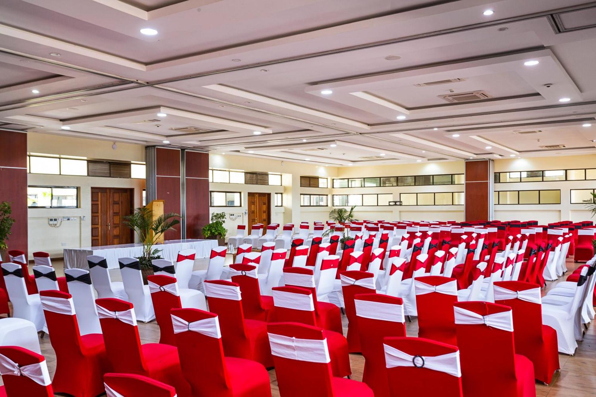 Verona Hotel And Conference Center ルイル エクステリア 写真