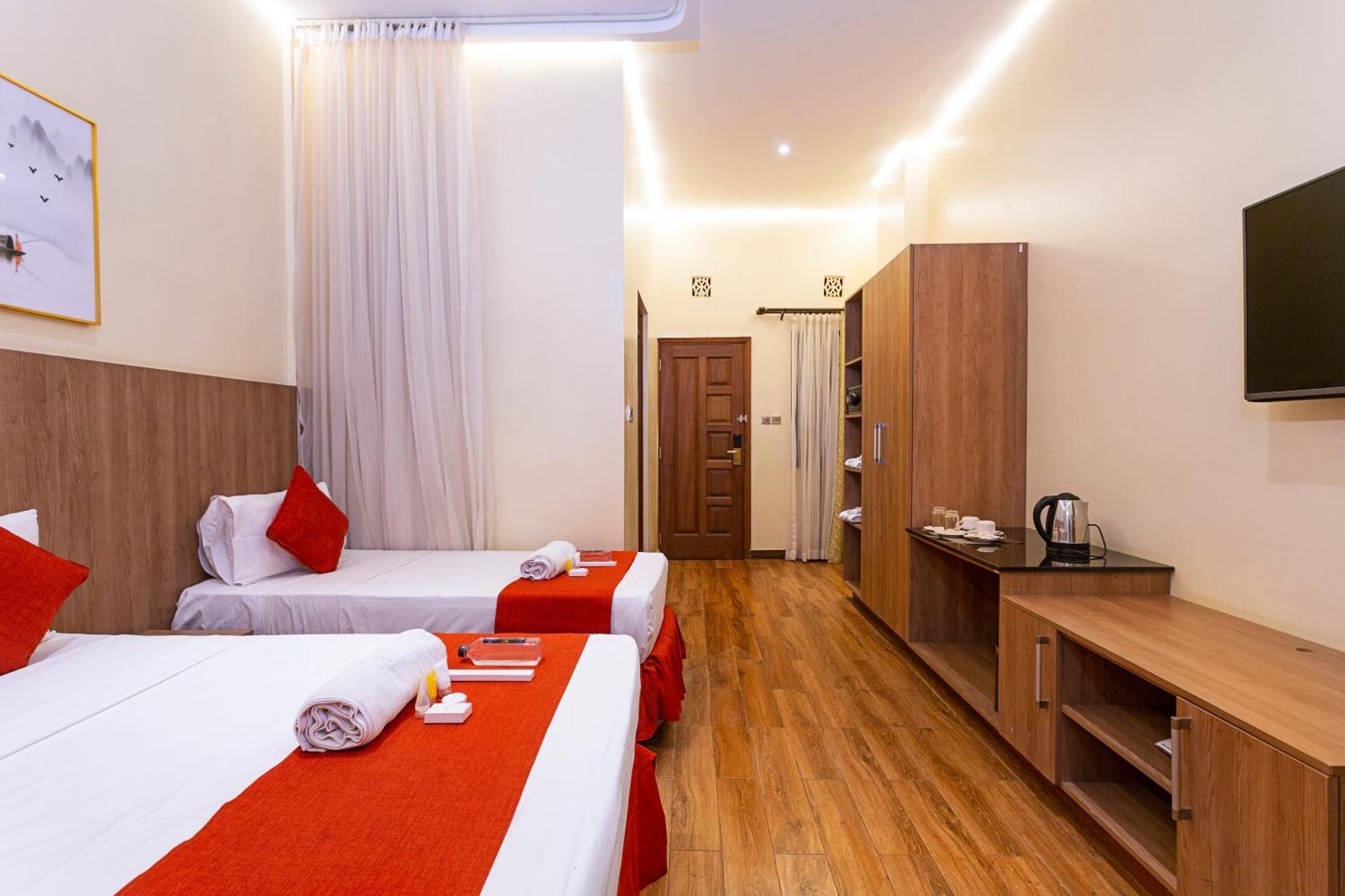 Verona Hotel And Conference Center ルイル エクステリア 写真