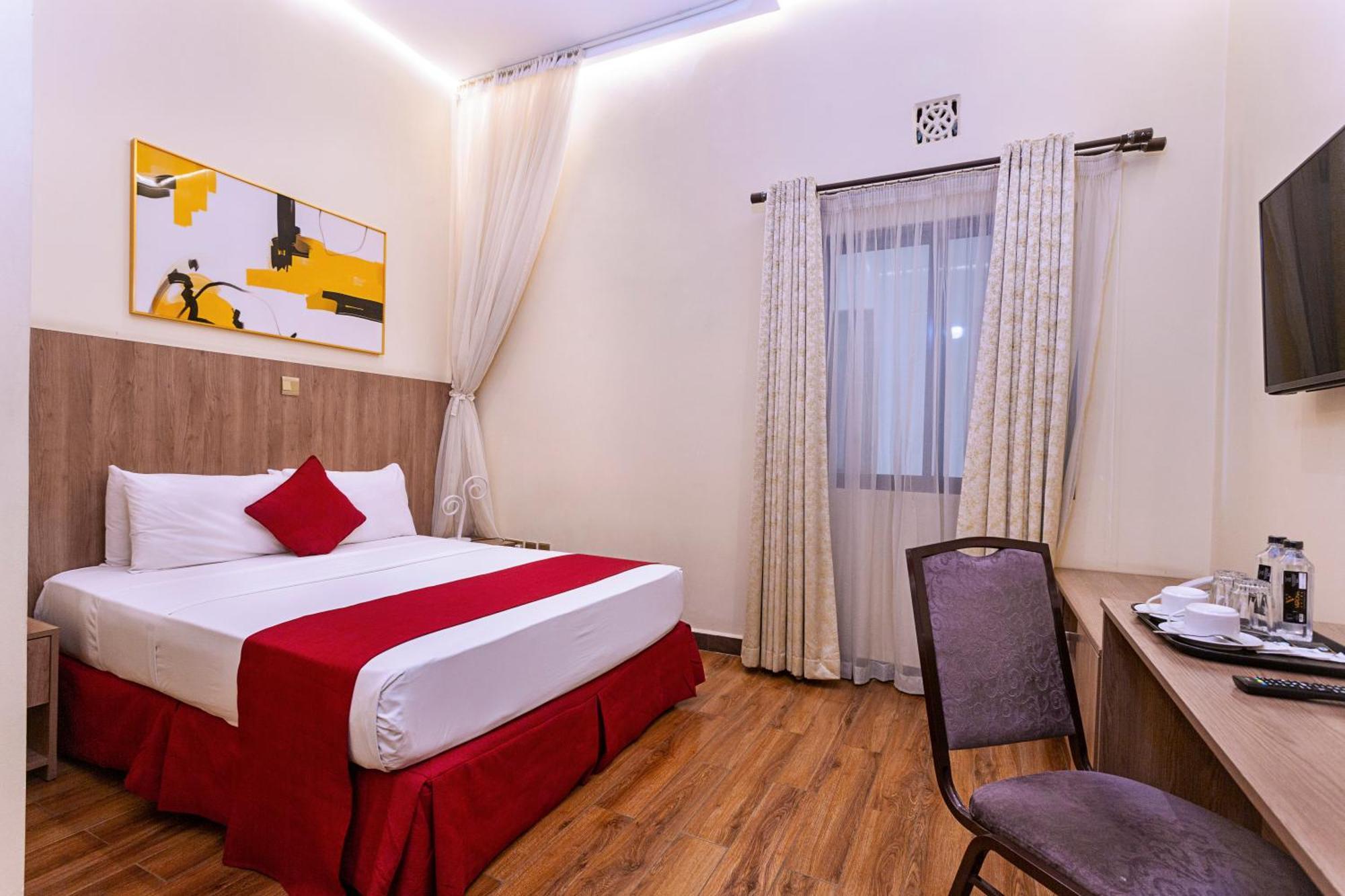 Verona Hotel And Conference Center ルイル エクステリア 写真