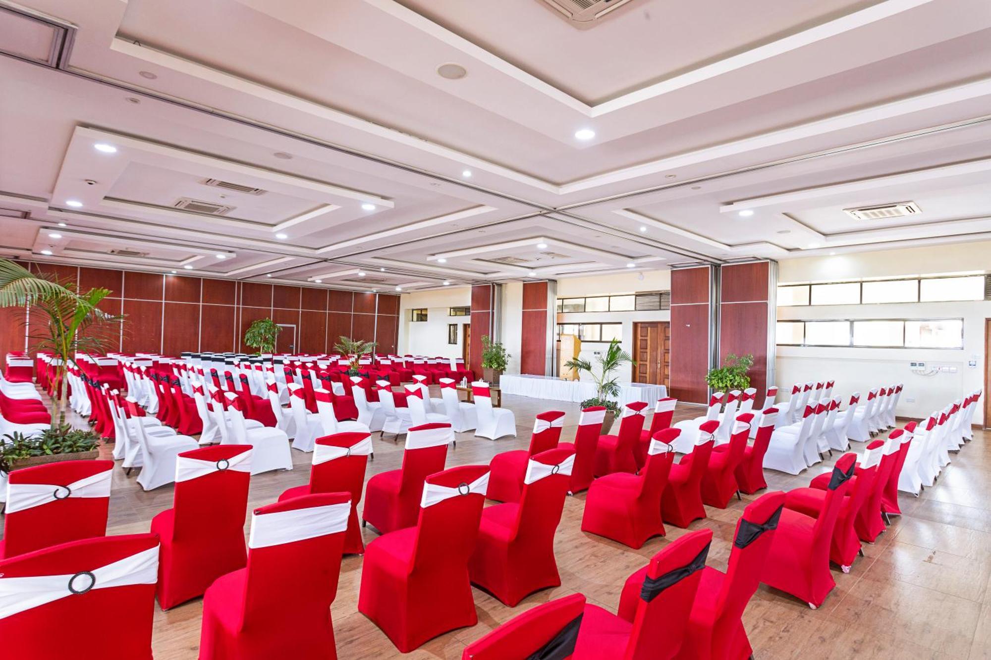Verona Hotel And Conference Center ルイル エクステリア 写真